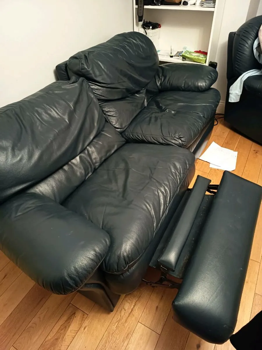 Large 3 seater recliner sofa and armchair - Image 3
