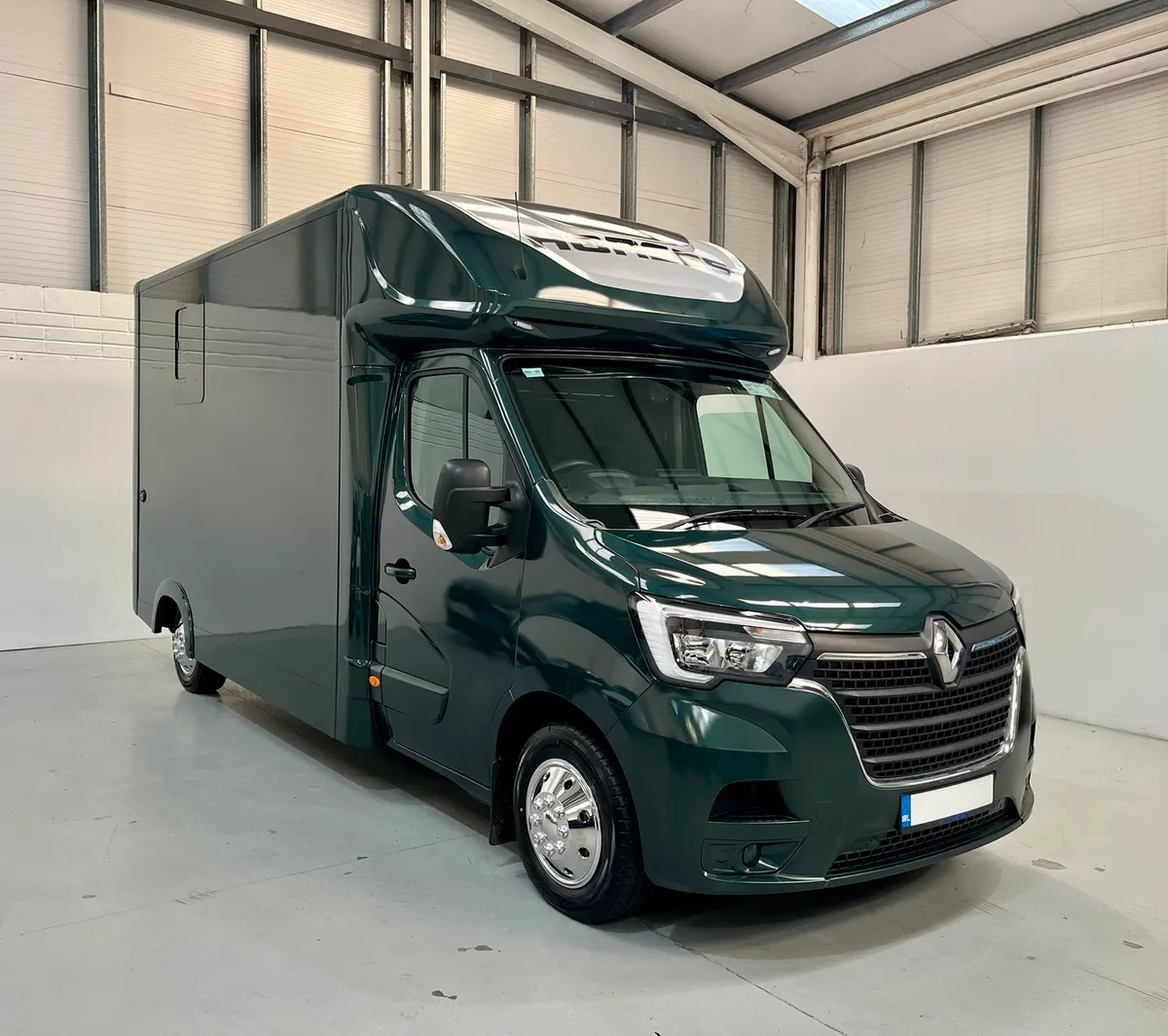 Renault Master Stallion Box - Image 1
