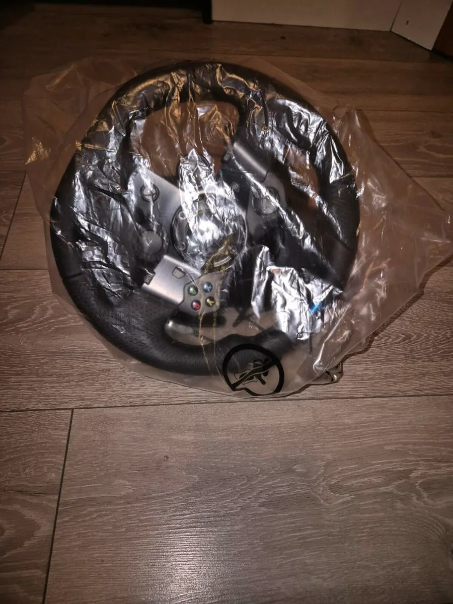 G923 steering wheel - Image 4