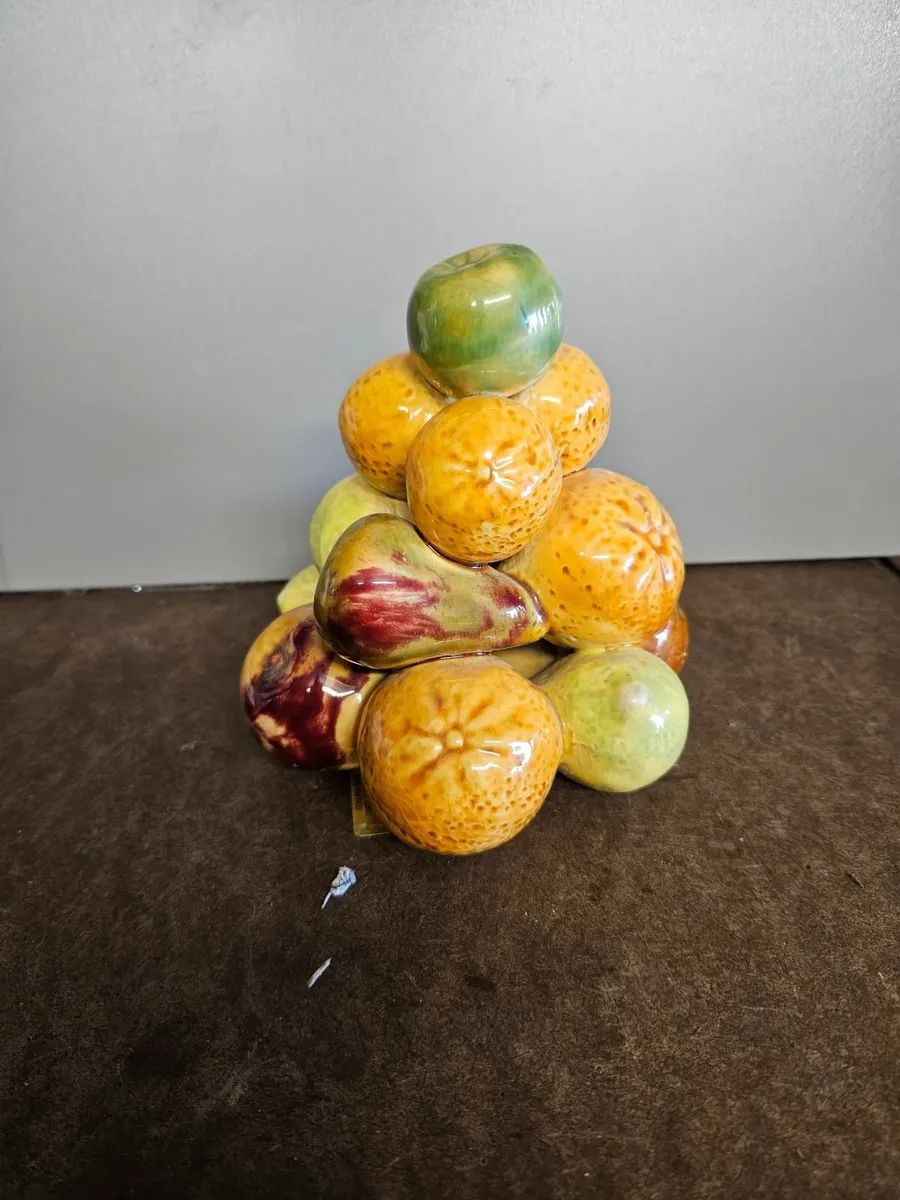 Vintage Ceramic Fruit Dispay - Image 3