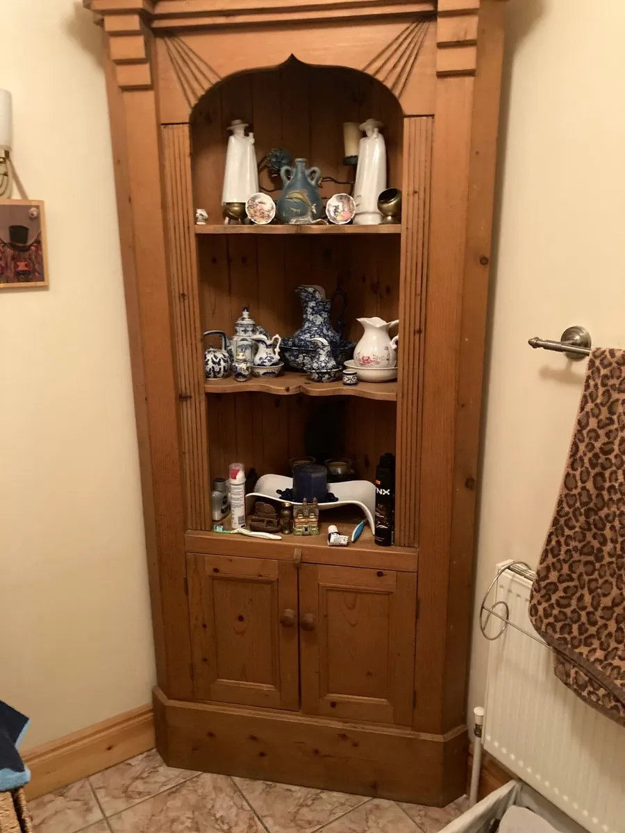 Timber corner unit, - Image 1