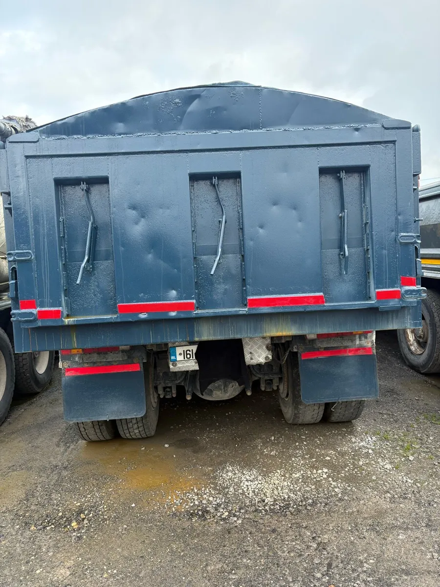 Scania P410 39 ton 5axle  reg 161 - Image 2