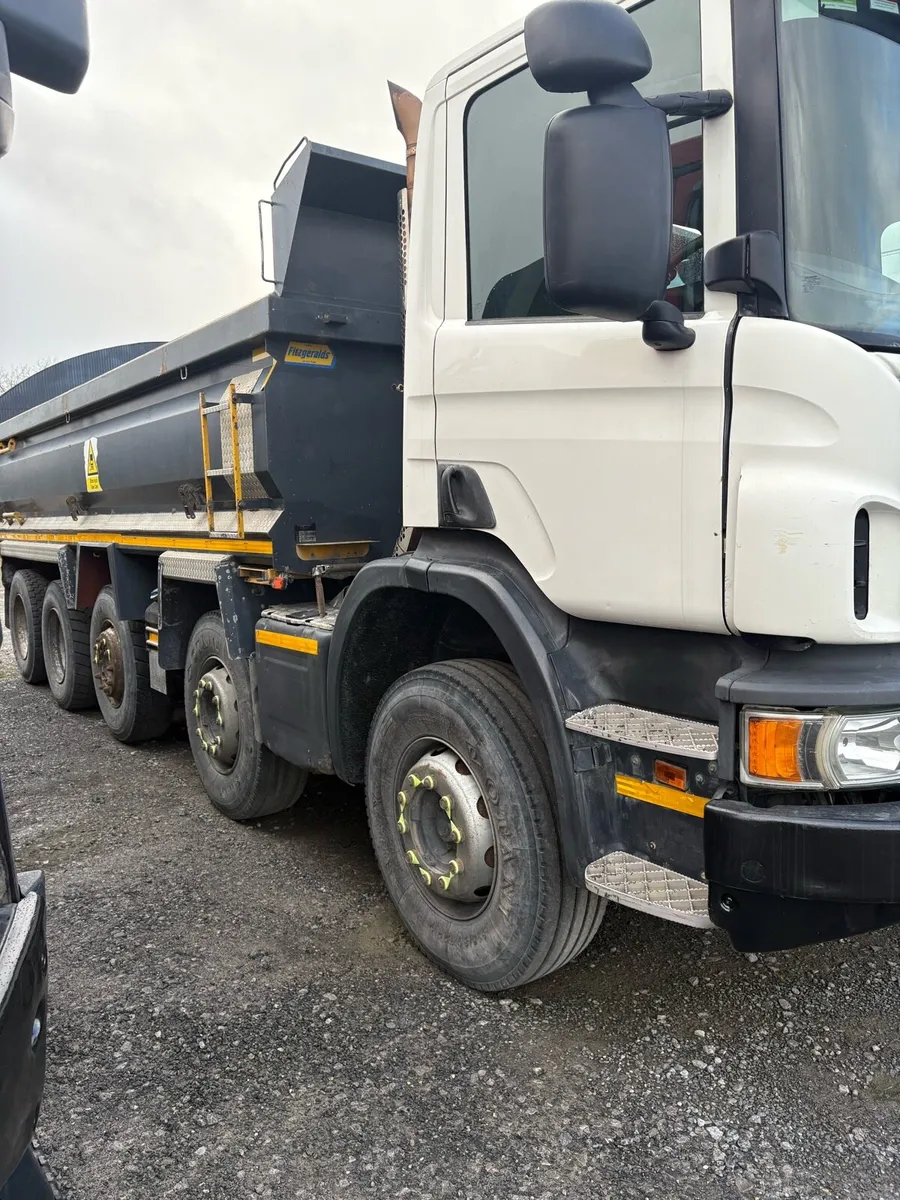 Scania P410 39 ton 5axle  reg 161 - Image 3