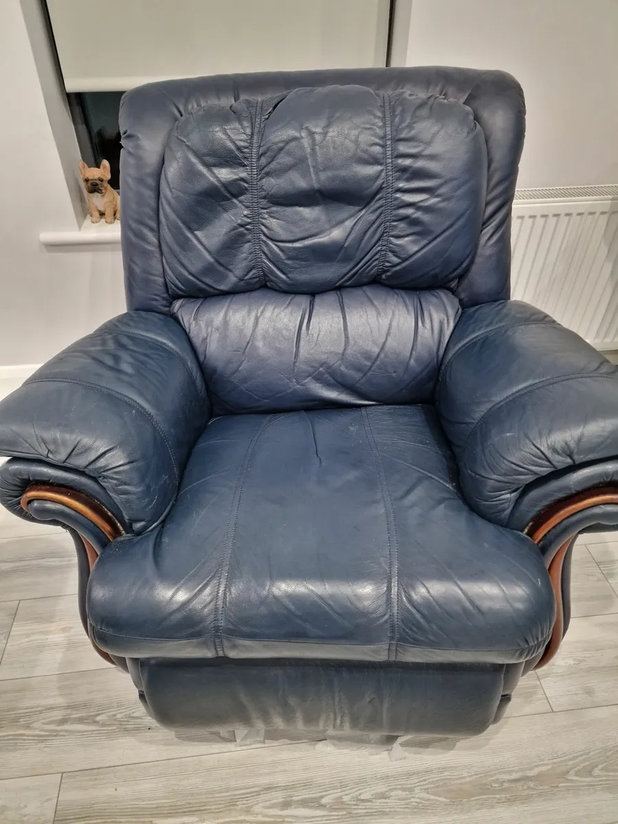 Recliner chair - Image 3