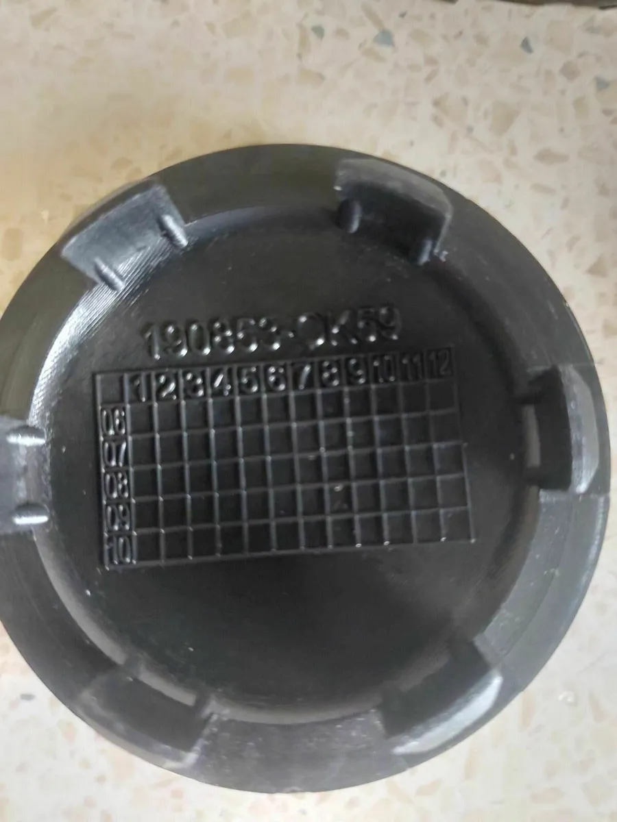 Subaru STI Centre Caps (59mm) FREE POST - Image 3