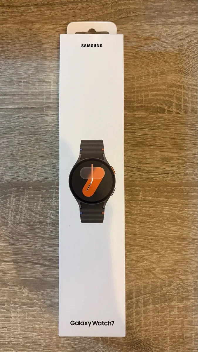 Samsung Galaxy Watch 7 - Image 1
