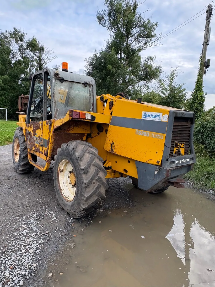 Matbro 270 telehandler farm shovel loader - Image 4