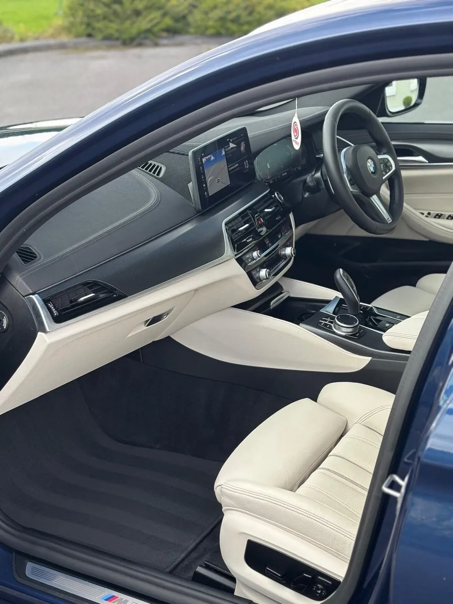 2021 BMW 520d M Sport - Image 4