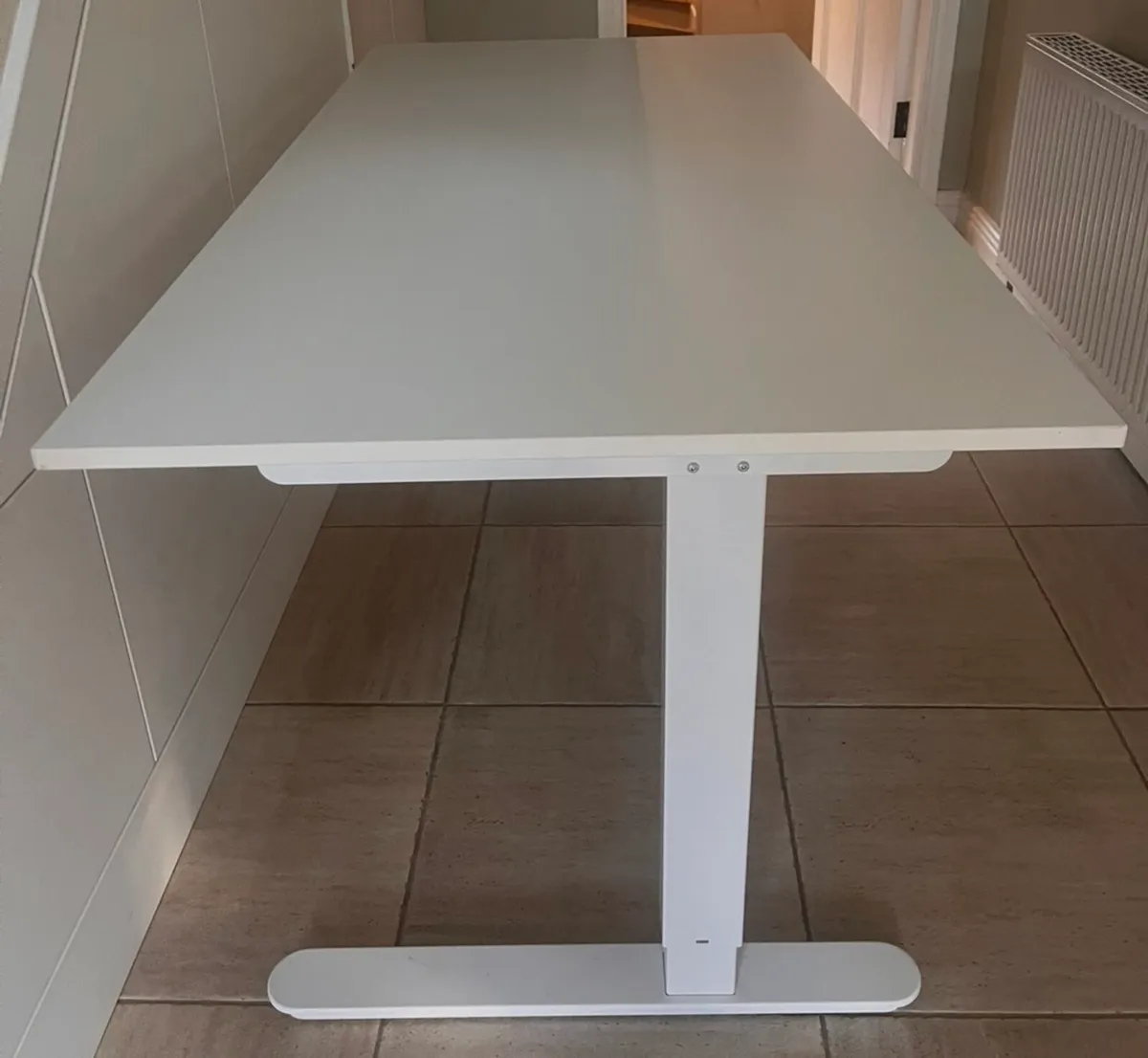 Computer desk - Image 1