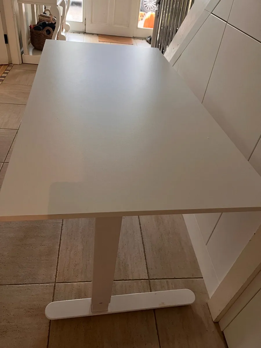 Computer desk - Image 4