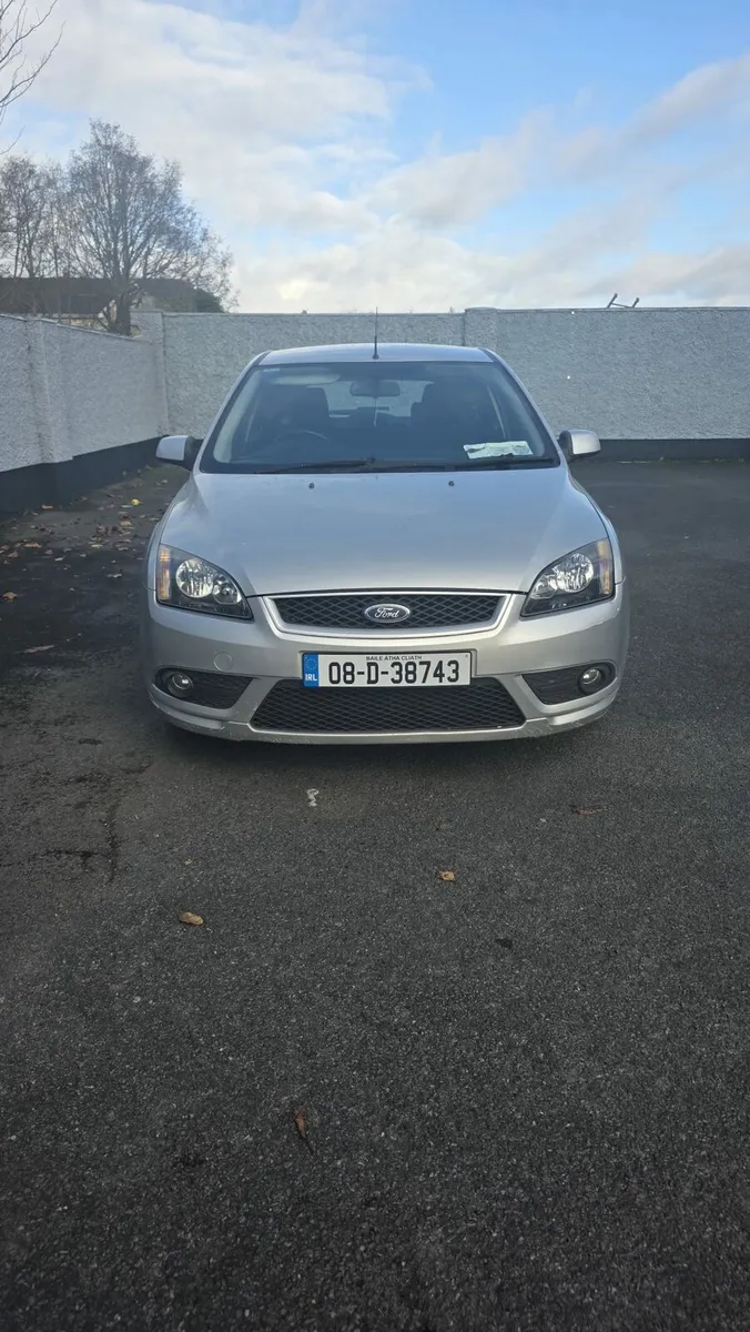 Ford Focus Zetec Style 1.4 - Image 1