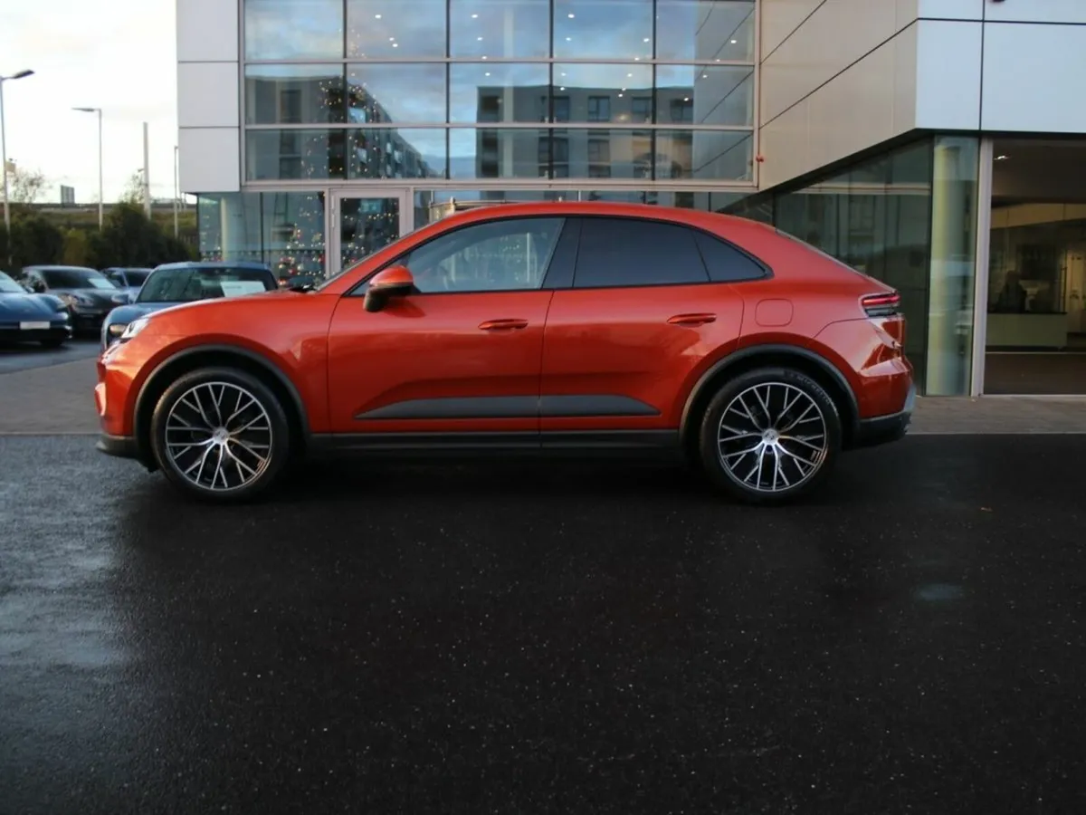 Porsche Macan Electric - Image 4