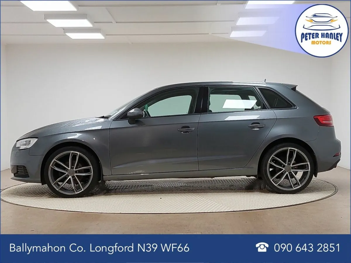 Audi A3 A3 Se Technik Tdi S-A  SE Technik  TDi 116 - Image 4