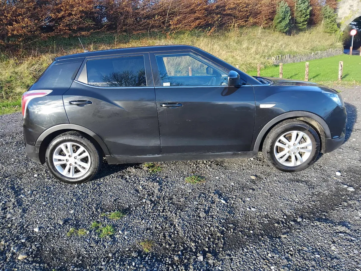 SsangYong Tivoli 2016 - Image 2