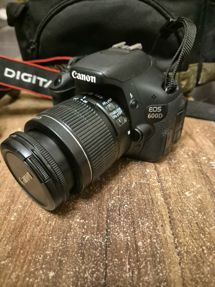 Canon EOS 600D camera - Image 3