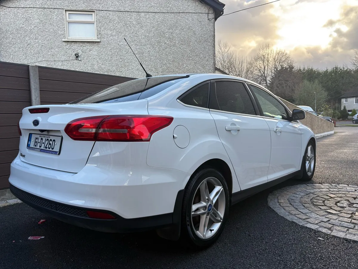 2016 FORD FOCUS IMMACULATE CONDITION - Image 2