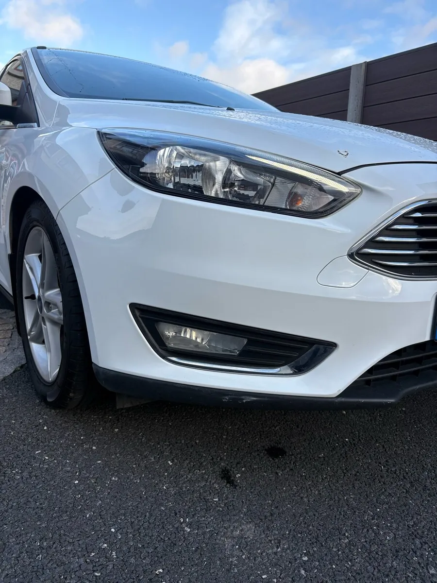 2016 FORD FOCUS IMMACULATE CONDITION - Image 3