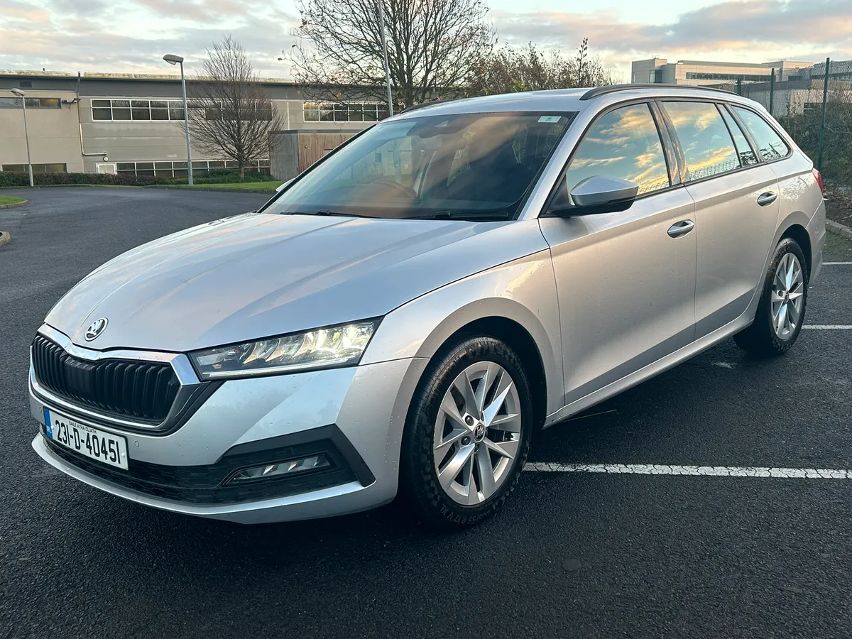 2023 SKODA OCTAVIA AMBITION 2.0 TDI ESTATE - Image 3