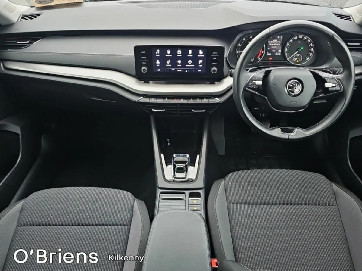 Skoda Octavia MHEV AMBITION 1.0 TSI 110 BHP (DSG) - Image 2