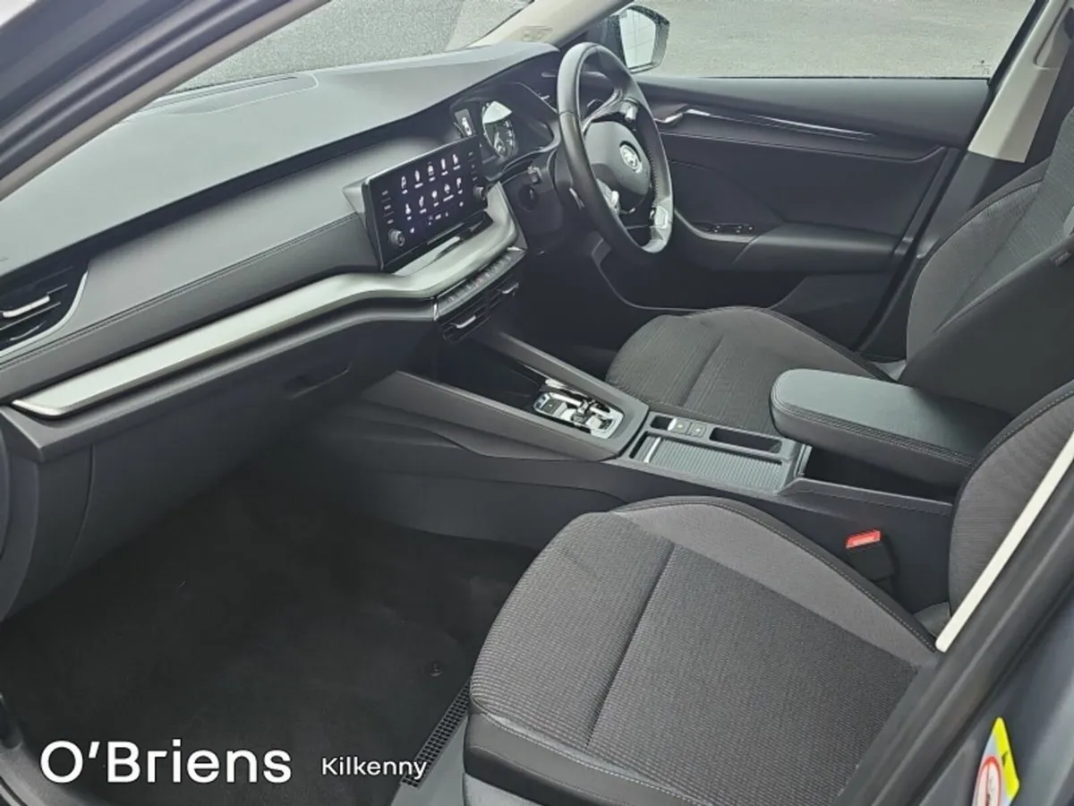 Skoda Octavia MHEV AMBITION 1.0 TSI 110 BHP (DSG) - Image 4