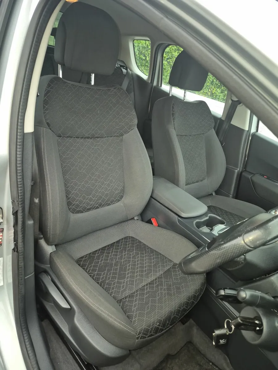 2015 PEUGEOT 3008 1.6 DIESEL MANUAL 6 SPEED - Image 2