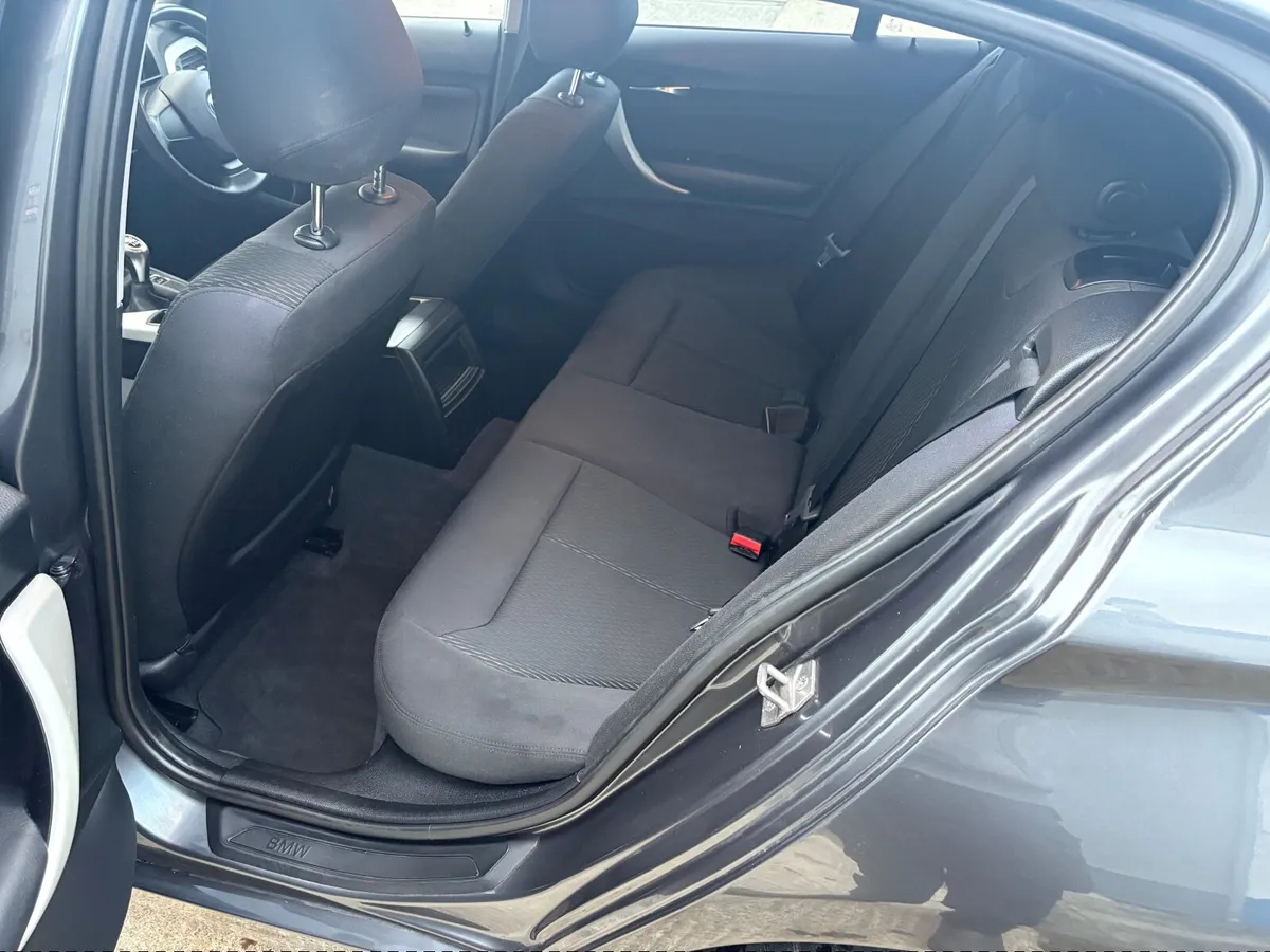 BMW 1-Series 2013 - Image 4