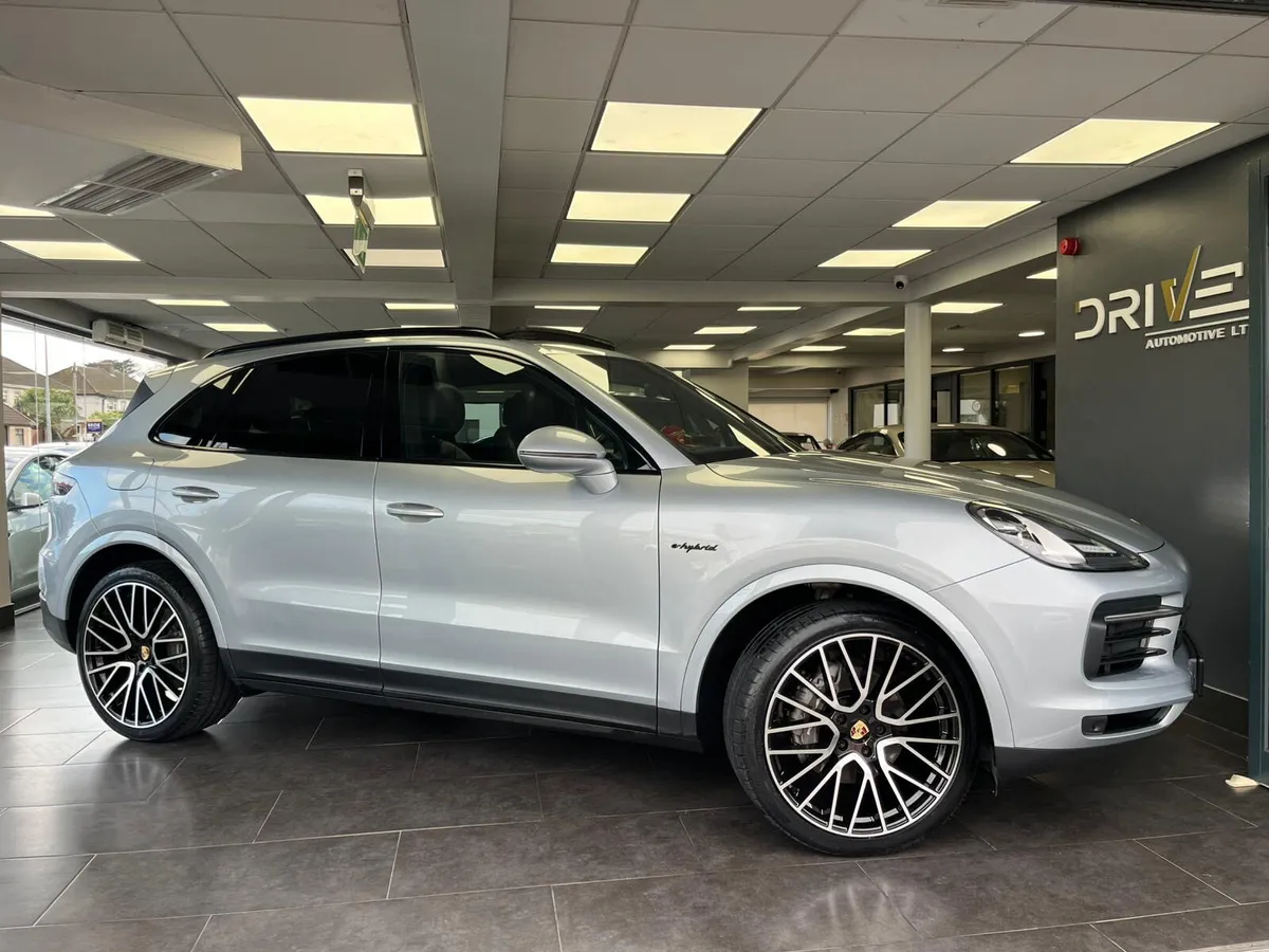 Porsche Cayenne 2020 - Image 1