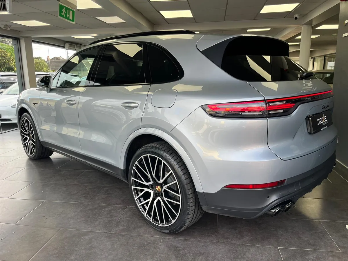 Porsche Cayenne 2020 - Image 4