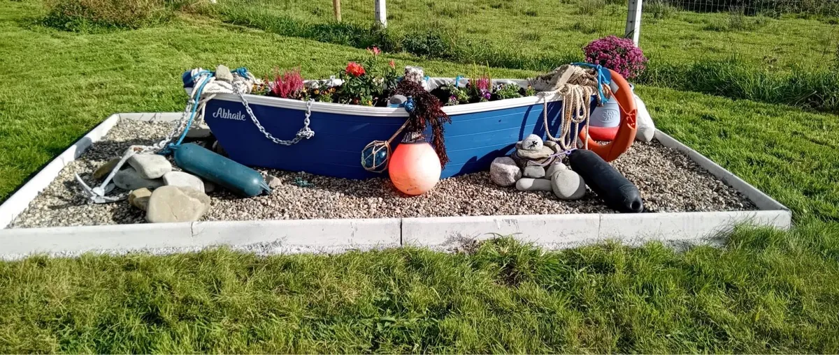 Boat Planters Delivery available all Ireland . - Image 2