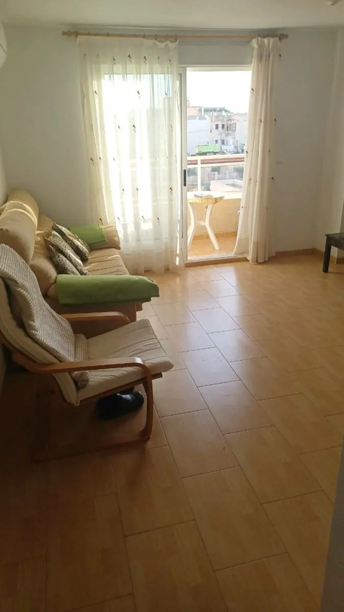 Spanish Apt - Image 1