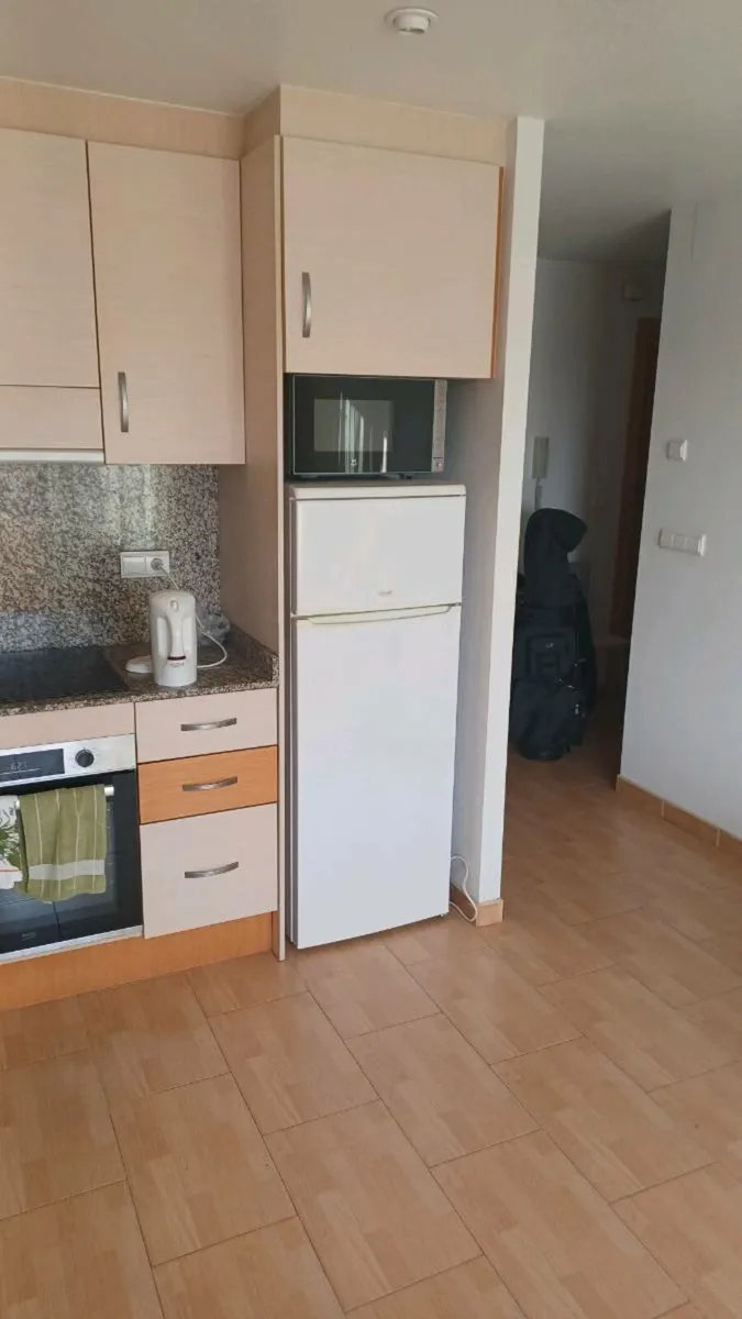 Spanish Apt - Image 2