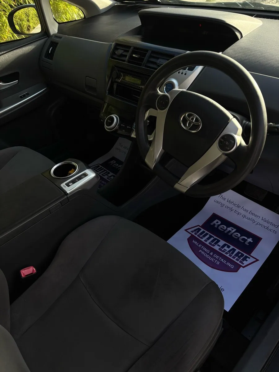 2013 Toyota Prius Plus - Image 3