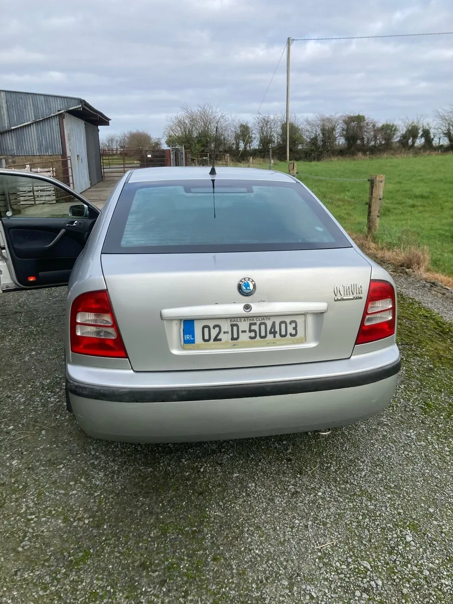 02 Skoda Octavia - Image 3