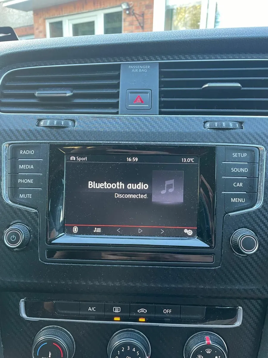 Volkswagen Golf 2014 1.6L - Image 4