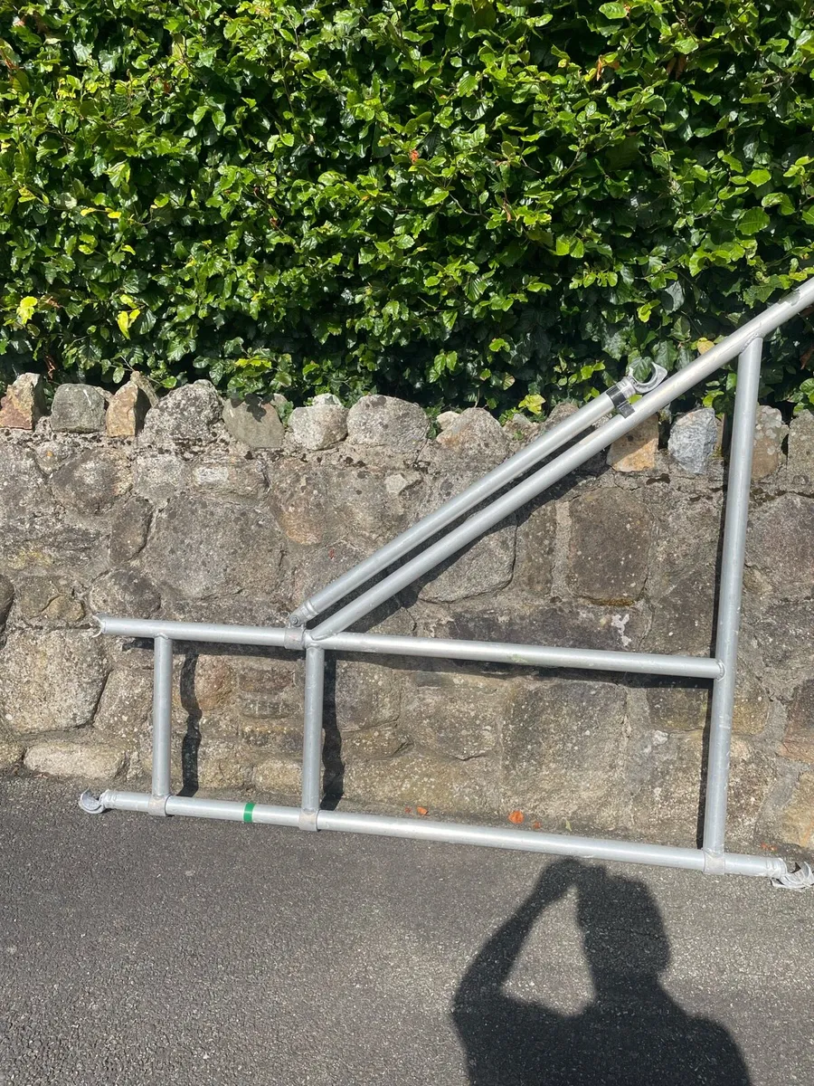 Aluminum scaffolding pieces - Image 2