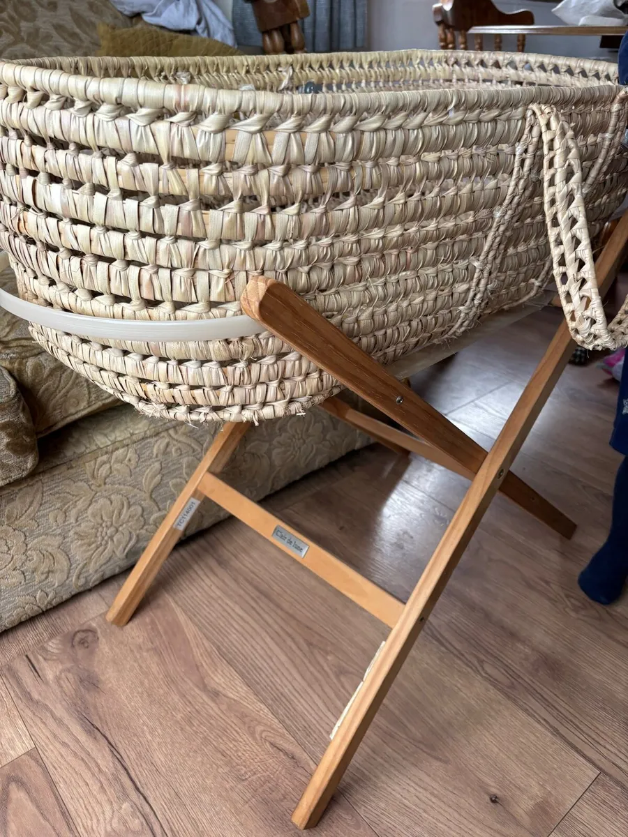 Clare de lune bassinet - Image 1