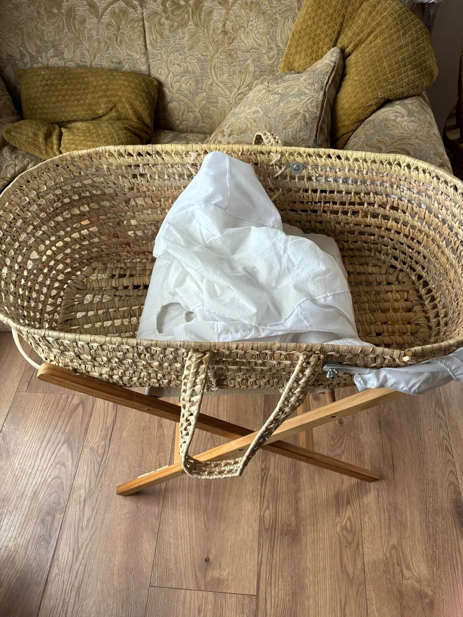 Clare de lune bassinet - Image 3