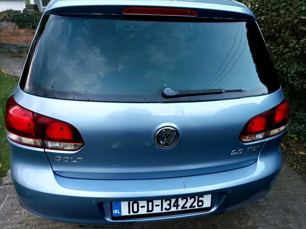 Volkswagen Golf 2010 - Image 3