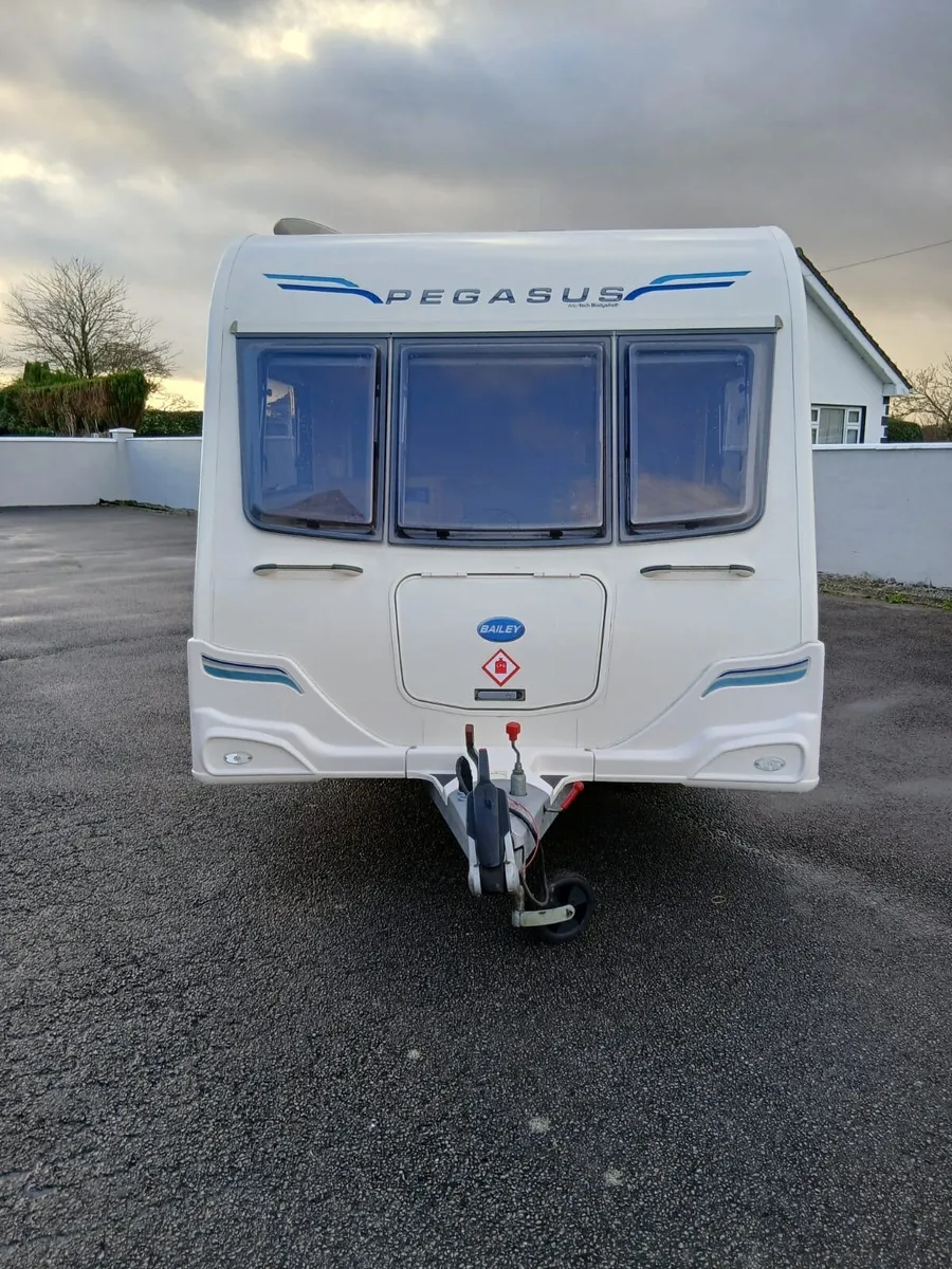 FOR SALE 2014 BAILEY PEGASUS 4 BERTH CARAVAN. - Image 1