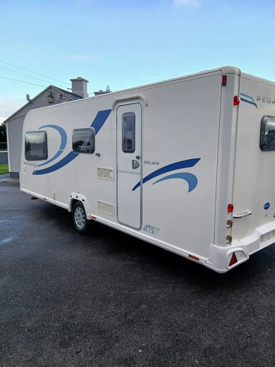 FOR SALE 2014 BAILEY PEGASUS 4 BERTH CARAVAN. - Image 2