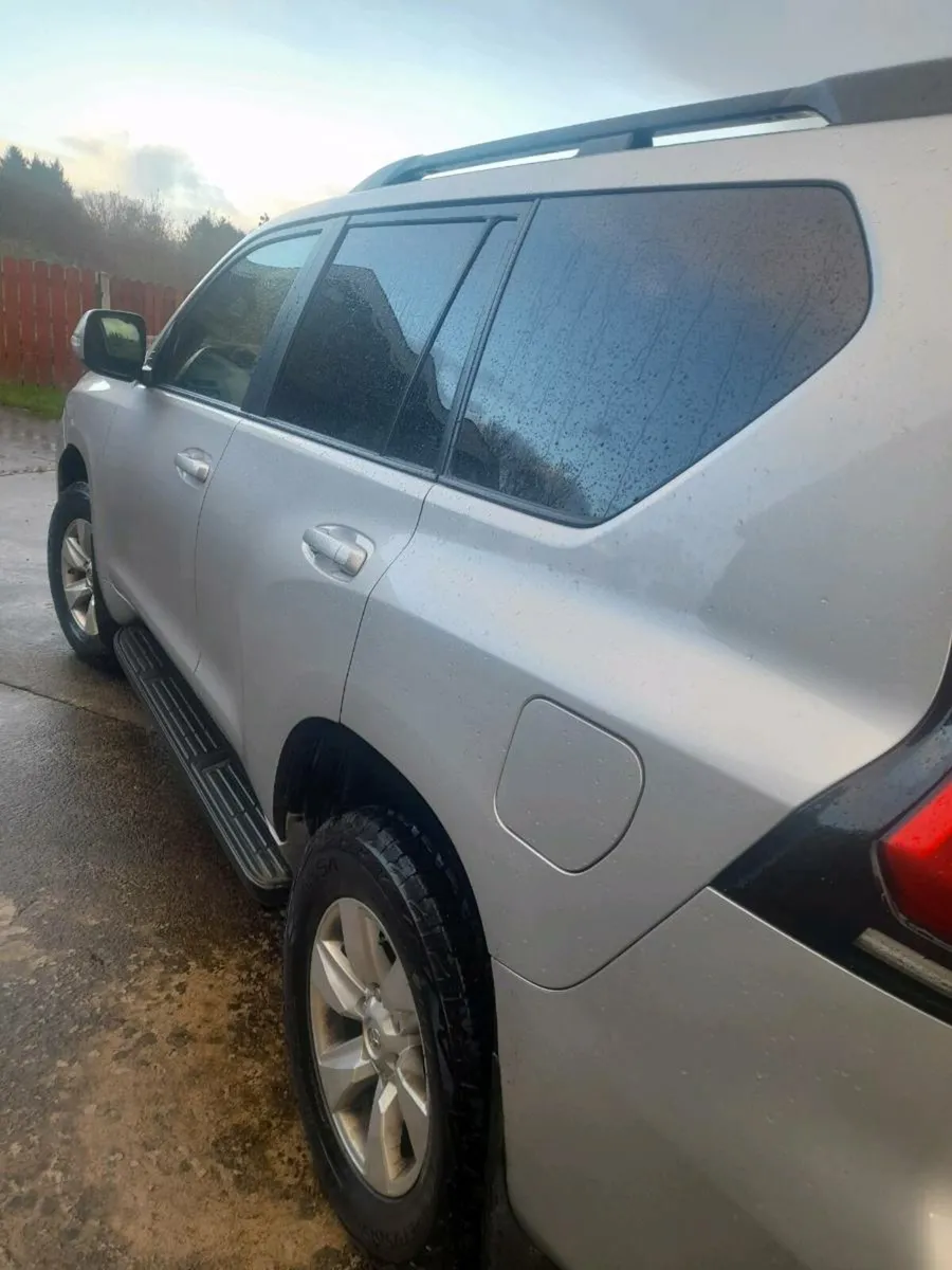 Toyota landcruiser - Image 4