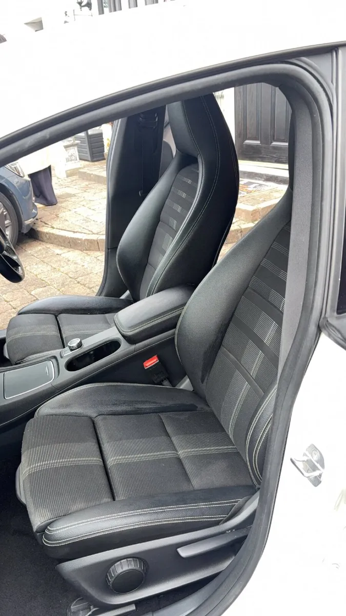 Mercedes-Benz CLA 2018 - Image 4