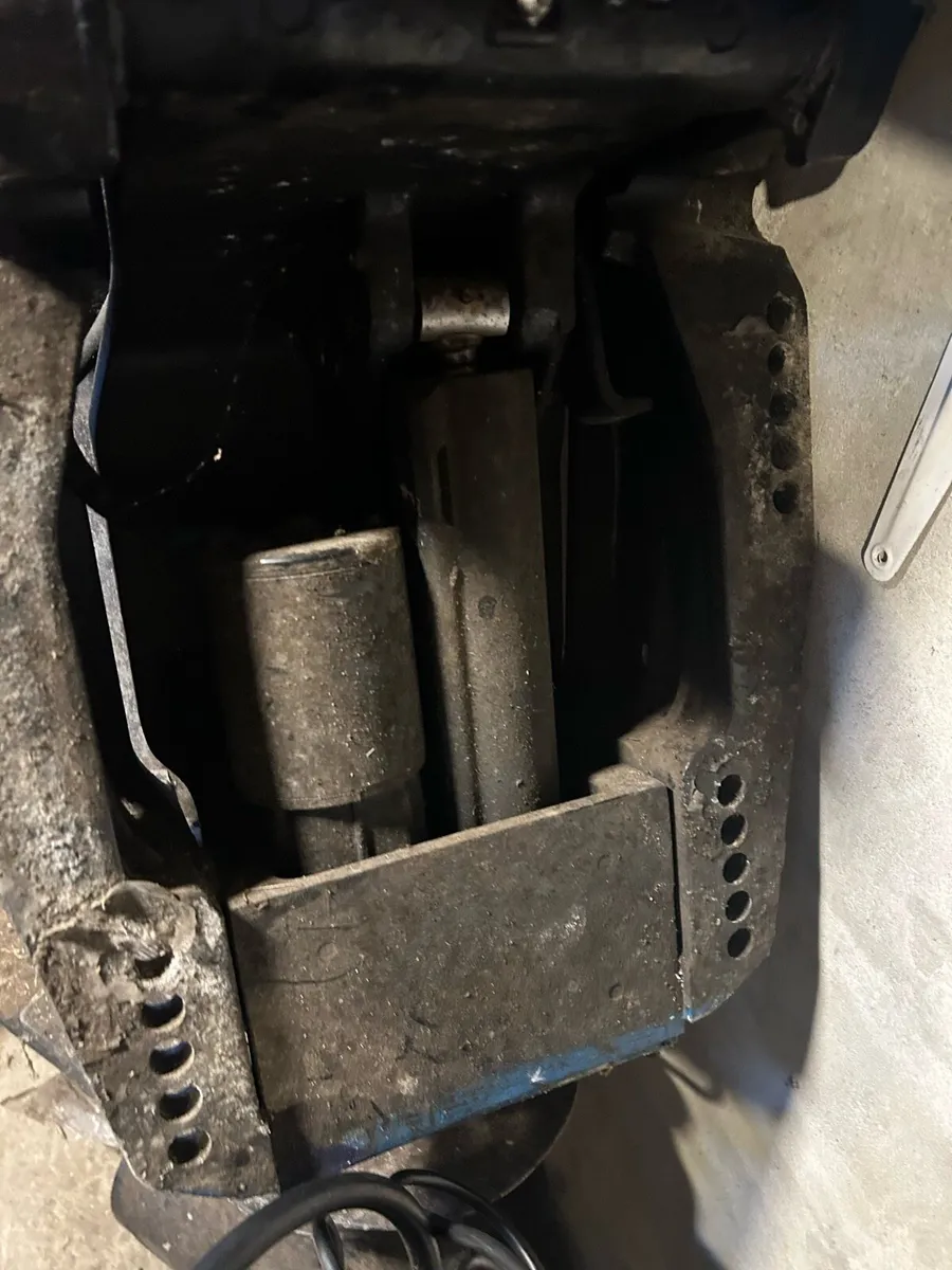 Complete Mercury leg - Image 2