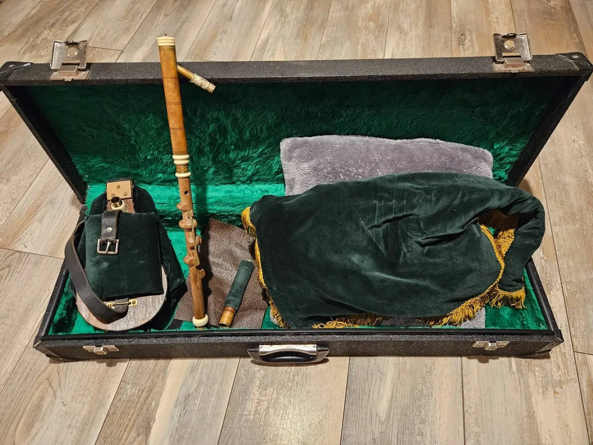 Left-Handed Uilleann Pipes by Lorcan Dunne - Image 2