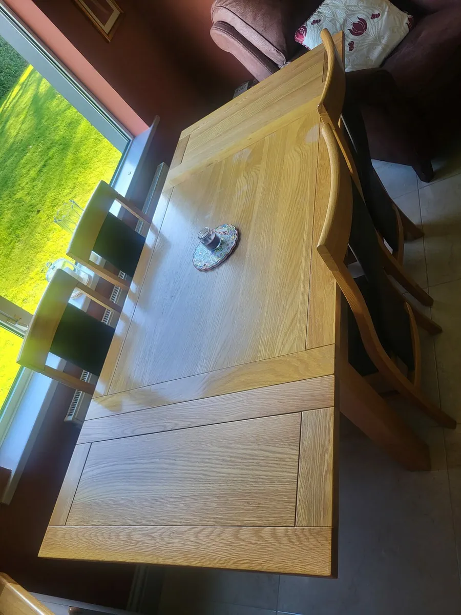 Kitchen table - Image 2