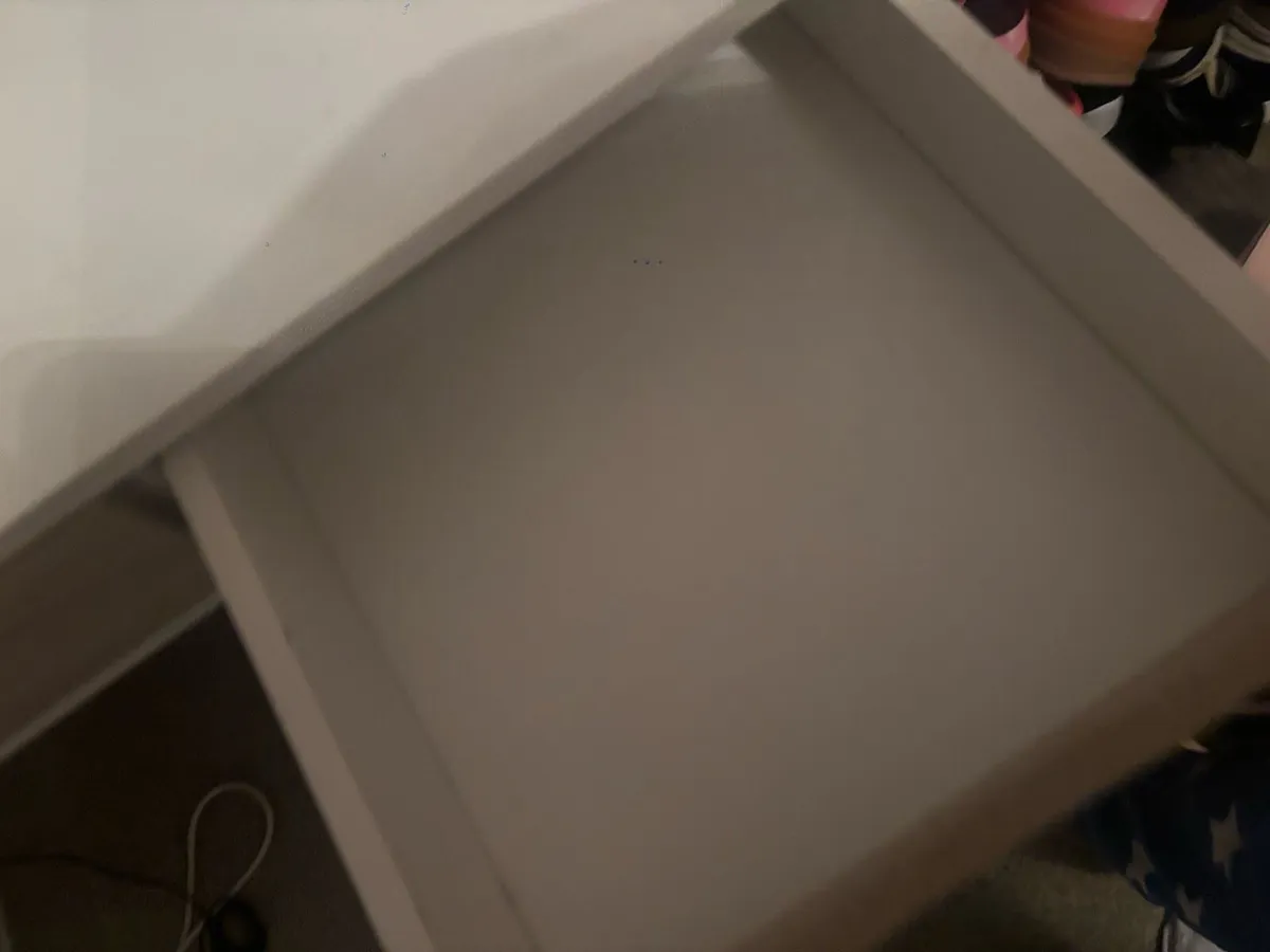 Makeup Table - Image 3