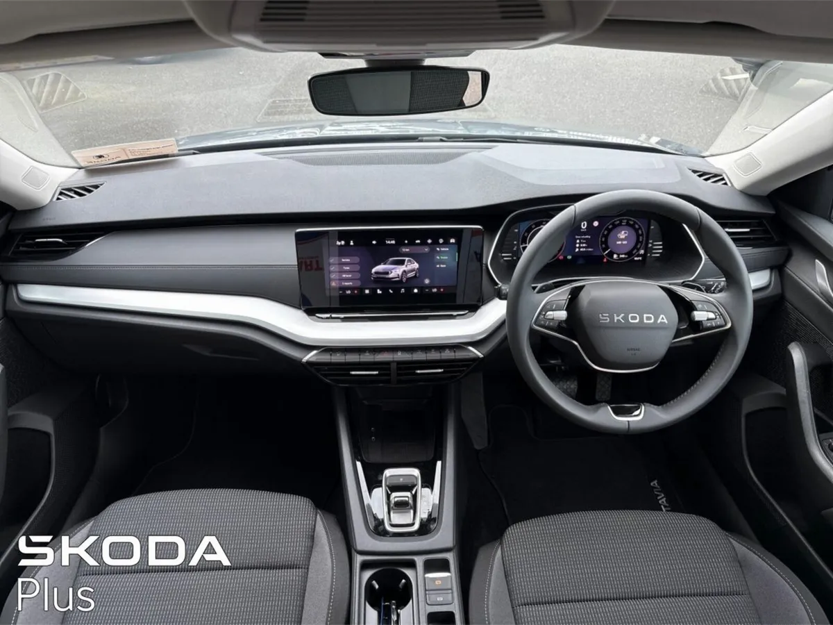 Skoda Octavia Selection 1.5TSI 115HP DSG mHEV - Image 2