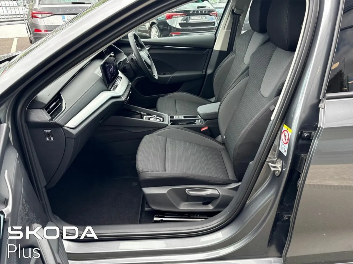 Skoda Octavia Selection 1.5TSI 115HP DSG mHEV - Image 4