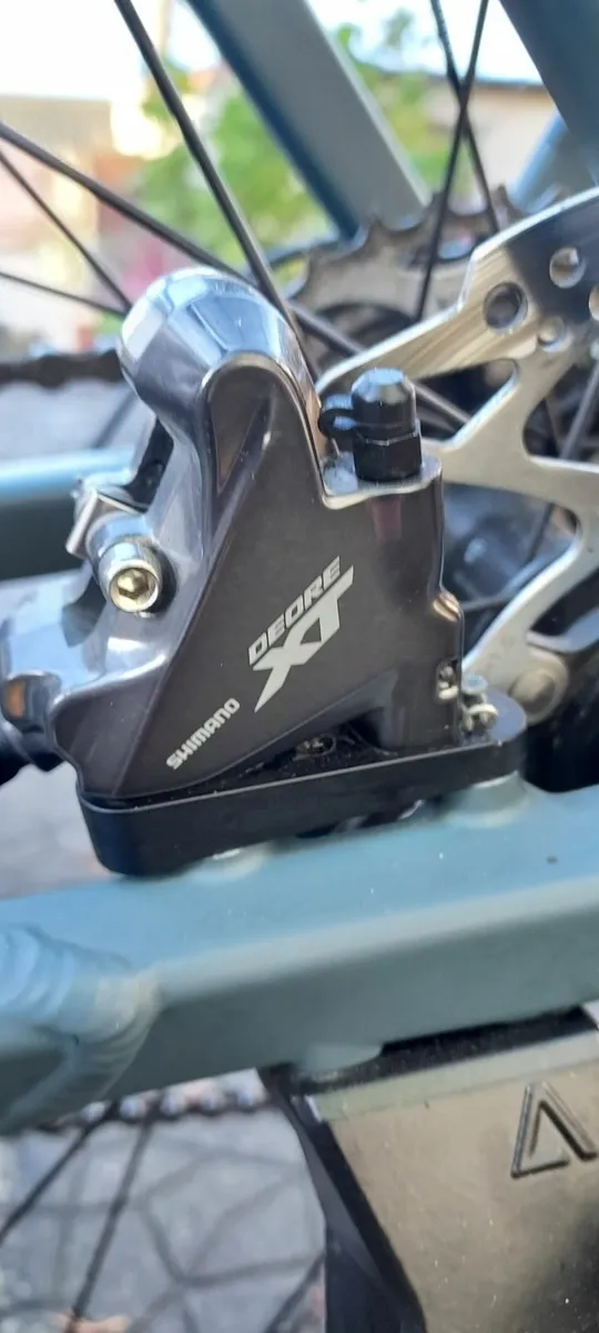 Mens hybrid bike - Image 1