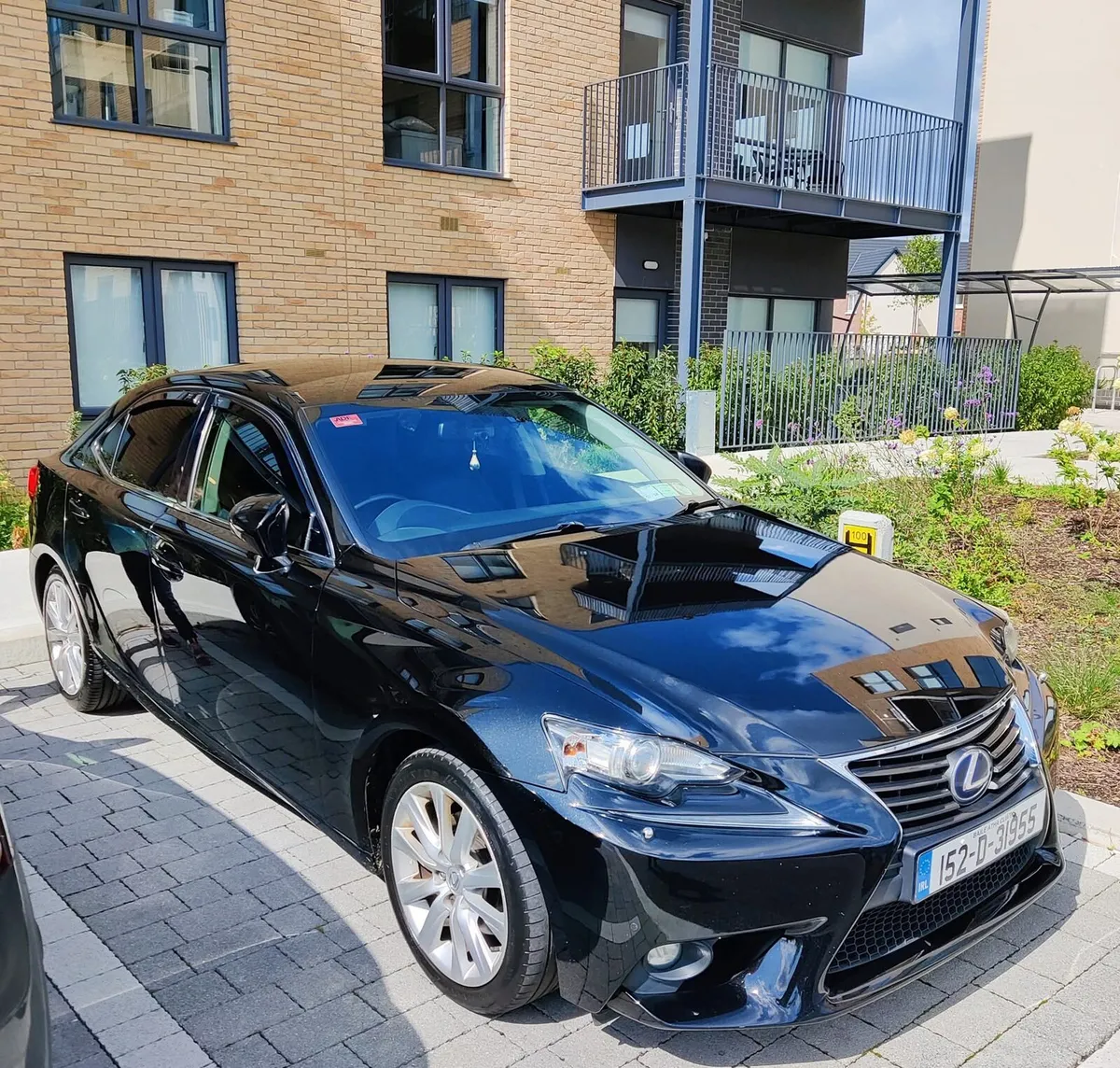 *Lexus IS300h Executive * - Image 3